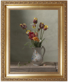 bouquet-avec-pichet-et-tulipes-perroquet